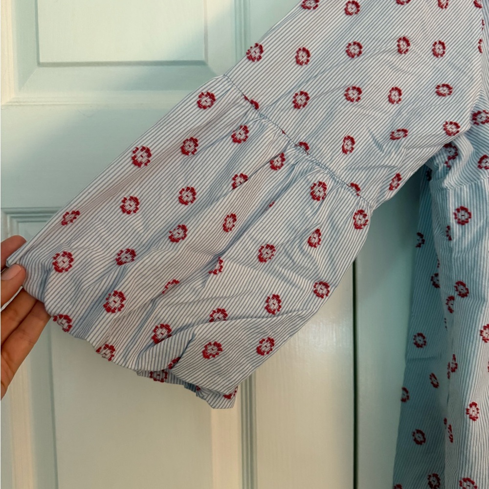 Cute Loft top - Picture 4 of 5